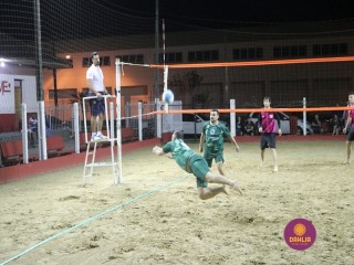 
<a style='margin-left: 5px;' class='btn btn-xs btn-social btn-facebook' href='https://www.facebook.com/sharer/sharer.php?u=https://ko-boladovale.web.getmuller.com.br/imgs/800-800-90/conteudo/fotos/1332/img2145.jpg' rel='popup' data-width='500' data-height='400'><i class='fa fa-facebook'></i>Compartilhar <span class='hidden-xs'>no Facebook</span>
</a> 
<a class='btn btn-default btn-xs' target='_blank' href='imgs/800-800-90/conteudo/fotos/1332/img2145.jpg'>
<span class='glyphicon glyphicon-cloud-download'></span> Salvar
</a> 
<span></span>