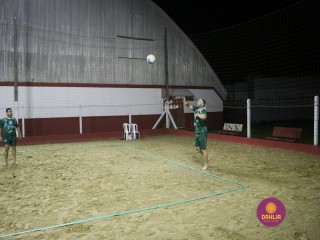 
<a style='margin-left: 5px;' class='btn btn-xs btn-social btn-facebook' href='https://www.facebook.com/sharer/sharer.php?u=https://ko-boladovale.web.getmuller.com.br/imgs/800-800-90/conteudo/fotos/1332/img2147.jpg' rel='popup' data-width='500' data-height='400'><i class='fa fa-facebook'></i>Compartilhar <span class='hidden-xs'>no Facebook</span>
</a> 
<a class='btn btn-default btn-xs' target='_blank' href='imgs/800-800-90/conteudo/fotos/1332/img2147.jpg'>
<span class='glyphicon glyphicon-cloud-download'></span> Salvar
</a> 
<span></span>