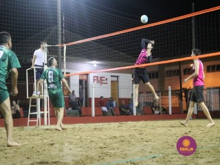 
<a style='margin-left: 5px;' class='btn btn-xs btn-social btn-facebook' href='https://www.facebook.com/sharer/sharer.php?u=https://ko-boladovale.web.getmuller.com.br/imgs/800-800-90/conteudo/fotos/1332/img2179.jpg' rel='popup' data-width='500' data-height='400'><i class='fa fa-facebook'></i>Compartilhar <span class='hidden-xs'>no Facebook</span>
</a> 
<a class='btn btn-default btn-xs' target='_blank' href='imgs/800-800-90/conteudo/fotos/1332/img2179.jpg'>
<span class='glyphicon glyphicon-cloud-download'></span> Salvar
</a> 
<span></span>