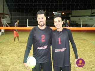 
<a style='margin-left: 5px;' class='btn btn-xs btn-social btn-facebook' href='https://www.facebook.com/sharer/sharer.php?u=https://ko-boladovale.web.getmuller.com.br/imgs/800-800-90/conteudo/fotos/1334/img2527.jpg' rel='popup' data-width='500' data-height='400'><i class='fa fa-facebook'></i>Compartilhar <span class='hidden-xs'>no Facebook</span>
</a> 
<a class='btn btn-default btn-xs' target='_blank' href='imgs/800-800-90/conteudo/fotos/1334/img2527.jpg'>
<span class='glyphicon glyphicon-cloud-download'></span> Salvar
</a> 
<span></span>