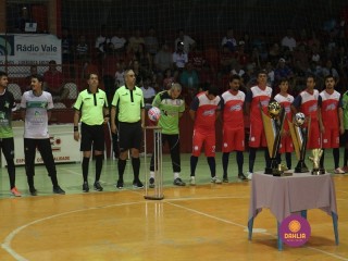 
<a style='margin-left: 5px;' class='btn btn-xs btn-social btn-facebook' href='https://www.facebook.com/sharer/sharer.php?u=https://ko-boladovale.web.getmuller.com.br/imgs/800-800-90/conteudo/fotos/1335/img2668.jpg' rel='popup' data-width='500' data-height='400'><i class='fa fa-facebook'></i>Compartilhar <span class='hidden-xs'>no Facebook</span>
</a> 
<a class='btn btn-default btn-xs' target='_blank' href='imgs/800-800-90/conteudo/fotos/1335/img2668.jpg'>
<span class='glyphicon glyphicon-cloud-download'></span> Salvar
</a> 
<span></span>