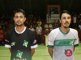 
<a style='margin-left: 5px;' class='btn btn-xs btn-social btn-facebook' href='https://www.facebook.com/sharer/sharer.php?u=https://ko-boladovale.web.getmuller.com.br/imgs/800-800-90/conteudo/fotos/1335/img2679.jpg' rel='popup' data-width='500' data-height='400'><i class='fa fa-facebook'></i>Compartilhar <span class='hidden-xs'>no Facebook</span>
</a> 
<a class='btn btn-default btn-xs' target='_blank' href='imgs/800-800-90/conteudo/fotos/1335/img2679.jpg'>
<span class='glyphicon glyphicon-cloud-download'></span> Salvar
</a> 
<span></span>