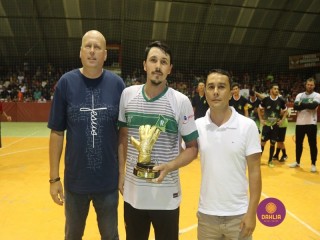 
<a style='margin-left: 5px;' class='btn btn-xs btn-social btn-facebook' href='https://www.facebook.com/sharer/sharer.php?u=https://ko-boladovale.web.getmuller.com.br/imgs/800-800-90/conteudo/fotos/1336/img2873.jpg' rel='popup' data-width='500' data-height='400'><i class='fa fa-facebook'></i>Compartilhar <span class='hidden-xs'>no Facebook</span>
</a> 
<a class='btn btn-default btn-xs' target='_blank' href='imgs/800-800-90/conteudo/fotos/1336/img2873.jpg'>
<span class='glyphicon glyphicon-cloud-download'></span> Salvar
</a> 
<span></span>