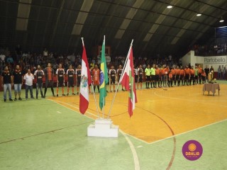 
<a style='margin-left: 5px;' class='btn btn-xs btn-social btn-facebook' href='https://www.facebook.com/sharer/sharer.php?u=https://ko-boladovale.web.getmuller.com.br/imgs/800-800-90/conteudo/fotos/1338/img2925.jpg' rel='popup' data-width='500' data-height='400'><i class='fa fa-facebook'></i>Compartilhar <span class='hidden-xs'>no Facebook</span>
</a> 
<a class='btn btn-default btn-xs' target='_blank' href='imgs/800-800-90/conteudo/fotos/1338/img2925.jpg'>
<span class='glyphicon glyphicon-cloud-download'></span> Salvar
</a> 
<span></span>