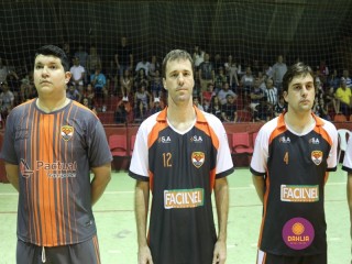 
<a style='margin-left: 5px;' class='btn btn-xs btn-social btn-facebook' href='https://www.facebook.com/sharer/sharer.php?u=https://ko-boladovale.web.getmuller.com.br/imgs/800-800-90/conteudo/fotos/1338/img2927.jpg' rel='popup' data-width='500' data-height='400'><i class='fa fa-facebook'></i>Compartilhar <span class='hidden-xs'>no Facebook</span>
</a> 
<a class='btn btn-default btn-xs' target='_blank' href='imgs/800-800-90/conteudo/fotos/1338/img2927.jpg'>
<span class='glyphicon glyphicon-cloud-download'></span> Salvar
</a> 
<span></span>