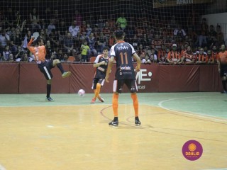 
<a style='margin-left: 5px;' class='btn btn-xs btn-social btn-facebook' href='https://www.facebook.com/sharer/sharer.php?u=https://ko-boladovale.web.getmuller.com.br/imgs/800-800-90/conteudo/fotos/1338/img2970.jpg' rel='popup' data-width='500' data-height='400'><i class='fa fa-facebook'></i>Compartilhar <span class='hidden-xs'>no Facebook</span>
</a> 
<a class='btn btn-default btn-xs' target='_blank' href='imgs/800-800-90/conteudo/fotos/1338/img2970.jpg'>
<span class='glyphicon glyphicon-cloud-download'></span> Salvar
</a> 
<span></span>