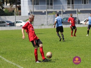 
<a style='margin-left: 5px;' class='btn btn-xs btn-social btn-facebook' href='https://www.facebook.com/sharer/sharer.php?u=https://ko-boladovale.web.getmuller.com.br/imgs/800-800-90/conteudo/fotos/1344/img4472.jpg' rel='popup' data-width='500' data-height='400'><i class='fa fa-facebook'></i>Compartilhar <span class='hidden-xs'>no Facebook</span>
</a> 
<a class='btn btn-default btn-xs' target='_blank' href='imgs/800-800-90/conteudo/fotos/1344/img4472.jpg'>
<span class='glyphicon glyphicon-cloud-download'></span> Salvar
</a> 
<span></span>