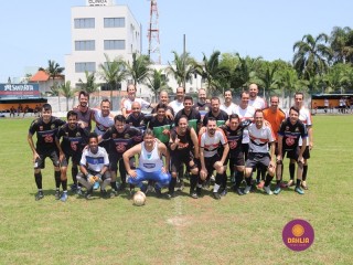 
<a style='margin-left: 5px;' class='btn btn-xs btn-social btn-facebook' href='https://www.facebook.com/sharer/sharer.php?u=https://ko-boladovale.web.getmuller.com.br/imgs/800-800-90/conteudo/fotos/1345/img4733.jpg' rel='popup' data-width='500' data-height='400'><i class='fa fa-facebook'></i>Compartilhar <span class='hidden-xs'>no Facebook</span>
</a> 
<a class='btn btn-default btn-xs' target='_blank' href='imgs/800-800-90/conteudo/fotos/1345/img4733.jpg'>
<span class='glyphicon glyphicon-cloud-download'></span> Salvar
</a> 
<span></span>