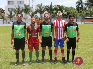 
<a style='margin-left: 5px;' class='btn btn-xs btn-social btn-facebook' href='https://www.facebook.com/sharer/sharer.php?u=https://ko-boladovale.web.getmuller.com.br/imgs/800-800-90/conteudo/fotos/1346/img4933.jpg' rel='popup' data-width='500' data-height='400'><i class='fa fa-facebook'></i>Compartilhar <span class='hidden-xs'>no Facebook</span>
</a> 
<a class='btn btn-default btn-xs' target='_blank' href='imgs/800-800-90/conteudo/fotos/1346/img4933.jpg'>
<span class='glyphicon glyphicon-cloud-download'></span> Salvar
</a> 
<span></span>