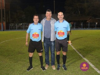 
<a style='margin-left: 5px;' class='btn btn-xs btn-social btn-facebook' href='https://www.facebook.com/sharer/sharer.php?u=https://ko-boladovale.web.getmuller.com.br/imgs/800-800-90/conteudo/fotos/1348/img6786.jpg' rel='popup' data-width='500' data-height='400'><i class='fa fa-facebook'></i>Compartilhar <span class='hidden-xs'>no Facebook</span>
</a> 
<a class='btn btn-default btn-xs' target='_blank' href='imgs/800-800-90/conteudo/fotos/1348/img6786.jpg'>
<span class='glyphicon glyphicon-cloud-download'></span> Salvar
</a> 
<span></span>