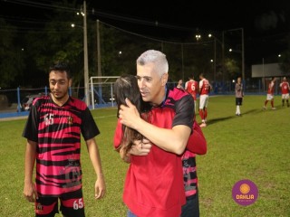 
<a style='margin-left: 5px;' class='btn btn-xs btn-social btn-facebook' href='https://www.facebook.com/sharer/sharer.php?u=https://ko-boladovale.web.getmuller.com.br/imgs/800-800-90/conteudo/fotos/1348/img6952.jpg' rel='popup' data-width='500' data-height='400'><i class='fa fa-facebook'></i>Compartilhar <span class='hidden-xs'>no Facebook</span>
</a> 
<a class='btn btn-default btn-xs' target='_blank' href='imgs/800-800-90/conteudo/fotos/1348/img6952.jpg'>
<span class='glyphicon glyphicon-cloud-download'></span> Salvar
</a> 
<span></span>