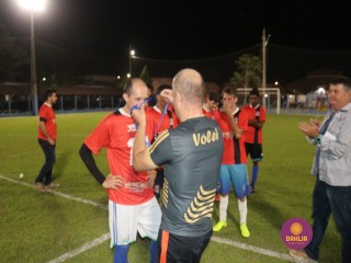 
<a style='margin-left: 5px;' class='btn btn-xs btn-social btn-facebook' href='https://www.facebook.com/sharer/sharer.php?u=https://ko-boladovale.web.getmuller.com.br/imgs/800-800-90/conteudo/fotos/1349/img7160.jpg' rel='popup' data-width='500' data-height='400'><i class='fa fa-facebook'></i>Compartilhar <span class='hidden-xs'>no Facebook</span>
</a> 
<a class='btn btn-default btn-xs' target='_blank' href='imgs/800-800-90/conteudo/fotos/1349/img7160.jpg'>
<span class='glyphicon glyphicon-cloud-download'></span> Salvar
</a> 
<span></span>