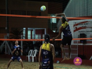 
<a style='margin-left: 5px;' class='btn btn-xs btn-social btn-facebook' href='https://www.facebook.com/sharer/sharer.php?u=https://ko-boladovale.web.getmuller.com.br/imgs/800-800-90/conteudo/fotos/1355/img8132.jpg' rel='popup' data-width='500' data-height='400'><i class='fa fa-facebook'></i>Compartilhar <span class='hidden-xs'>no Facebook</span>
</a> 
<a class='btn btn-default btn-xs' target='_blank' href='imgs/800-800-90/conteudo/fotos/1355/img8132.jpg'>
<span class='glyphicon glyphicon-cloud-download'></span> Salvar
</a> 
<span></span>