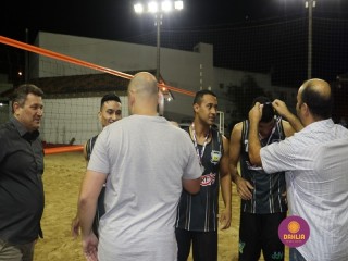 
<a style='margin-left: 5px;' class='btn btn-xs btn-social btn-facebook' href='https://www.facebook.com/sharer/sharer.php?u=https://ko-boladovale.web.getmuller.com.br/imgs/800-800-90/conteudo/fotos/1356/img7534.jpg' rel='popup' data-width='500' data-height='400'><i class='fa fa-facebook'></i>Compartilhar <span class='hidden-xs'>no Facebook</span>
</a> 
<a class='btn btn-default btn-xs' target='_blank' href='imgs/800-800-90/conteudo/fotos/1356/img7534.jpg'>
<span class='glyphicon glyphicon-cloud-download'></span> Salvar
</a> 
<span></span>