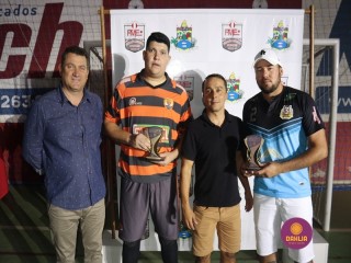 
<a style='margin-left: 5px;' class='btn btn-xs btn-social btn-facebook' href='https://www.facebook.com/sharer/sharer.php?u=https://ko-boladovale.web.getmuller.com.br/imgs/800-800-90/conteudo/fotos/1357/img7786.jpg' rel='popup' data-width='500' data-height='400'><i class='fa fa-facebook'></i>Compartilhar <span class='hidden-xs'>no Facebook</span>
</a> 
<a class='btn btn-default btn-xs' target='_blank' href='imgs/800-800-90/conteudo/fotos/1357/img7786.jpg'>
<span class='glyphicon glyphicon-cloud-download'></span> Salvar
</a> 
<span></span>