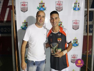 
<a style='margin-left: 5px;' class='btn btn-xs btn-social btn-facebook' href='https://www.facebook.com/sharer/sharer.php?u=https://ko-boladovale.web.getmuller.com.br/imgs/800-800-90/conteudo/fotos/1357/img7794.jpg' rel='popup' data-width='500' data-height='400'><i class='fa fa-facebook'></i>Compartilhar <span class='hidden-xs'>no Facebook</span>
</a> 
<a class='btn btn-default btn-xs' target='_blank' href='imgs/800-800-90/conteudo/fotos/1357/img7794.jpg'>
<span class='glyphicon glyphicon-cloud-download'></span> Salvar
</a> 
<span></span>