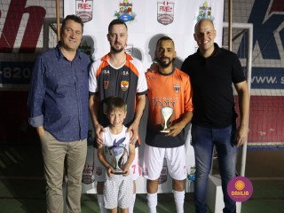 
<a style='margin-left: 5px;' class='btn btn-xs btn-social btn-facebook' href='https://www.facebook.com/sharer/sharer.php?u=https://ko-boladovale.web.getmuller.com.br/imgs/800-800-90/conteudo/fotos/1357/img7804.jpg' rel='popup' data-width='500' data-height='400'><i class='fa fa-facebook'></i>Compartilhar <span class='hidden-xs'>no Facebook</span>
</a> 
<a class='btn btn-default btn-xs' target='_blank' href='imgs/800-800-90/conteudo/fotos/1357/img7804.jpg'>
<span class='glyphicon glyphicon-cloud-download'></span> Salvar
</a> 
<span></span>