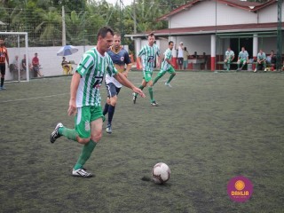 
<a style='margin-left: 5px;' class='btn btn-xs btn-social btn-facebook' href='https://www.facebook.com/sharer/sharer.php?u=https://ko-boladovale.web.getmuller.com.br/imgs/800-800-90/conteudo/fotos/1359/img8196.jpg' rel='popup' data-width='500' data-height='400'><i class='fa fa-facebook'></i>Compartilhar <span class='hidden-xs'>no Facebook</span>
</a> 
<a class='btn btn-default btn-xs' target='_blank' href='imgs/800-800-90/conteudo/fotos/1359/img8196.jpg'>
<span class='glyphicon glyphicon-cloud-download'></span> Salvar
</a> 
<span></span>