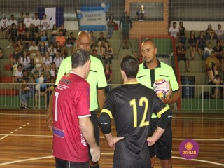 
<a style='margin-left: 5px;' class='btn btn-xs btn-social btn-facebook' href='https://www.facebook.com/sharer/sharer.php?u=https://ko-boladovale.web.getmuller.com.br/imgs/800-800-90/conteudo/fotos/1367/img0275.jpg' rel='popup' data-width='500' data-height='400'><i class='fa fa-facebook'></i>Compartilhar <span class='hidden-xs'>no Facebook</span>
</a> 
<a class='btn btn-default btn-xs' target='_blank' href='imgs/800-800-90/conteudo/fotos/1367/img0275.jpg'>
<span class='glyphicon glyphicon-cloud-download'></span> Salvar
</a> 
<span></span>