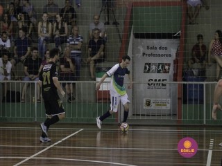 
<a style='margin-left: 5px;' class='btn btn-xs btn-social btn-facebook' href='https://www.facebook.com/sharer/sharer.php?u=https://ko-boladovale.web.getmuller.com.br/imgs/800-800-90/conteudo/fotos/1368/mg0007.jpg' rel='popup' data-width='500' data-height='400'><i class='fa fa-facebook'></i>Compartilhar <span class='hidden-xs'>no Facebook</span>
</a> 
<a class='btn btn-default btn-xs' target='_blank' href='imgs/800-800-90/conteudo/fotos/1368/mg0007.jpg'>
<span class='glyphicon glyphicon-cloud-download'></span> Salvar
</a> 
<span></span>