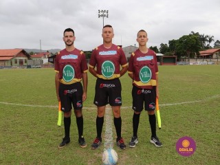 
<a style='margin-left: 5px;' class='btn btn-xs btn-social btn-facebook' href='https://www.facebook.com/sharer/sharer.php?u=https://ko-boladovale.web.getmuller.com.br/imgs/800-800-90/conteudo/fotos/1371/img1361.jpg' rel='popup' data-width='500' data-height='400'><i class='fa fa-facebook'></i>Compartilhar <span class='hidden-xs'>no Facebook</span>
</a> 
<a class='btn btn-default btn-xs' target='_blank' href='imgs/800-800-90/conteudo/fotos/1371/img1361.jpg'>
<span class='glyphicon glyphicon-cloud-download'></span> Salvar
</a> 
<span></span>