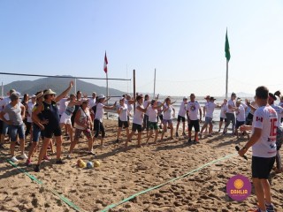 
<a style='margin-left: 5px;' class='btn btn-xs btn-social btn-facebook' href='https://www.facebook.com/sharer/sharer.php?u=https://ko-boladovale.web.getmuller.com.br/imgs/800-800-90/conteudo/fotos/1372/img2676.jpg' rel='popup' data-width='500' data-height='400'><i class='fa fa-facebook'></i>Compartilhar <span class='hidden-xs'>no Facebook</span>
</a> 
<a class='btn btn-default btn-xs' target='_blank' href='imgs/800-800-90/conteudo/fotos/1372/img2676.jpg'>
<span class='glyphicon glyphicon-cloud-download'></span> Salvar
</a> 
<span></span>