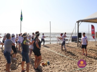 
<a style='margin-left: 5px;' class='btn btn-xs btn-social btn-facebook' href='https://www.facebook.com/sharer/sharer.php?u=https://ko-boladovale.web.getmuller.com.br/imgs/800-800-90/conteudo/fotos/1372/img2678.jpg' rel='popup' data-width='500' data-height='400'><i class='fa fa-facebook'></i>Compartilhar <span class='hidden-xs'>no Facebook</span>
</a> 
<a class='btn btn-default btn-xs' target='_blank' href='imgs/800-800-90/conteudo/fotos/1372/img2678.jpg'>
<span class='glyphicon glyphicon-cloud-download'></span> Salvar
</a> 
<span></span>