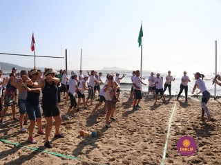 
<a style='margin-left: 5px;' class='btn btn-xs btn-social btn-facebook' href='https://www.facebook.com/sharer/sharer.php?u=https://ko-boladovale.web.getmuller.com.br/imgs/800-800-90/conteudo/fotos/1372/img2681.jpg' rel='popup' data-width='500' data-height='400'><i class='fa fa-facebook'></i>Compartilhar <span class='hidden-xs'>no Facebook</span>
</a> 
<a class='btn btn-default btn-xs' target='_blank' href='imgs/800-800-90/conteudo/fotos/1372/img2681.jpg'>
<span class='glyphicon glyphicon-cloud-download'></span> Salvar
</a> 
<span></span>