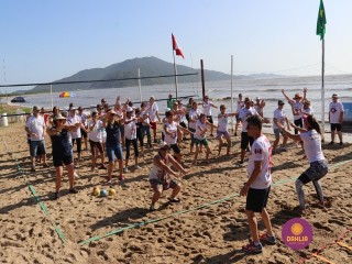 
<a style='margin-left: 5px;' class='btn btn-xs btn-social btn-facebook' href='https://www.facebook.com/sharer/sharer.php?u=https://ko-boladovale.web.getmuller.com.br/imgs/800-800-90/conteudo/fotos/1372/img2691.jpg' rel='popup' data-width='500' data-height='400'><i class='fa fa-facebook'></i>Compartilhar <span class='hidden-xs'>no Facebook</span>
</a> 
<a class='btn btn-default btn-xs' target='_blank' href='imgs/800-800-90/conteudo/fotos/1372/img2691.jpg'>
<span class='glyphicon glyphicon-cloud-download'></span> Salvar
</a> 
<span></span>