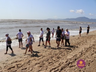 
<a style='margin-left: 5px;' class='btn btn-xs btn-social btn-facebook' href='https://www.facebook.com/sharer/sharer.php?u=https://ko-boladovale.web.getmuller.com.br/imgs/800-800-90/conteudo/fotos/1373/img2806.jpg' rel='popup' data-width='500' data-height='400'><i class='fa fa-facebook'></i>Compartilhar <span class='hidden-xs'>no Facebook</span>
</a> 
<a class='btn btn-default btn-xs' target='_blank' href='imgs/800-800-90/conteudo/fotos/1373/img2806.jpg'>
<span class='glyphicon glyphicon-cloud-download'></span> Salvar
</a> 
<span></span>