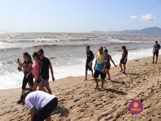 
<a style='margin-left: 5px;' class='btn btn-xs btn-social btn-facebook' href='https://www.facebook.com/sharer/sharer.php?u=https://ko-boladovale.web.getmuller.com.br/imgs/800-800-90/conteudo/fotos/1373/img2810.jpg' rel='popup' data-width='500' data-height='400'><i class='fa fa-facebook'></i>Compartilhar <span class='hidden-xs'>no Facebook</span>
</a> 
<a class='btn btn-default btn-xs' target='_blank' href='imgs/800-800-90/conteudo/fotos/1373/img2810.jpg'>
<span class='glyphicon glyphicon-cloud-download'></span> Salvar
</a> 
<span></span>