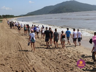 
<a style='margin-left: 5px;' class='btn btn-xs btn-social btn-facebook' href='https://www.facebook.com/sharer/sharer.php?u=https://ko-boladovale.web.getmuller.com.br/imgs/800-800-90/conteudo/fotos/1373/img2815.jpg' rel='popup' data-width='500' data-height='400'><i class='fa fa-facebook'></i>Compartilhar <span class='hidden-xs'>no Facebook</span>
</a> 
<a class='btn btn-default btn-xs' target='_blank' href='imgs/800-800-90/conteudo/fotos/1373/img2815.jpg'>
<span class='glyphicon glyphicon-cloud-download'></span> Salvar
</a> 
<span></span>