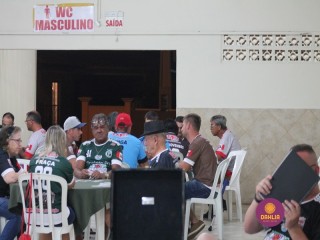 
<a style='margin-left: 5px;' class='btn btn-xs btn-social btn-facebook' href='https://www.facebook.com/sharer/sharer.php?u=https://ko-boladovale.web.getmuller.com.br/imgs/800-800-90/conteudo/fotos/1388/img9808.jpg' rel='popup' data-width='500' data-height='400'><i class='fa fa-facebook'></i>Compartilhar <span class='hidden-xs'>no Facebook</span>
</a> 
<a class='btn btn-default btn-xs' target='_blank' href='imgs/800-800-90/conteudo/fotos/1388/img9808.jpg'>
<span class='glyphicon glyphicon-cloud-download'></span> Salvar
</a> 
<span></span>