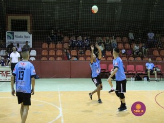 
<a style='margin-left: 5px;' class='btn btn-xs btn-social btn-facebook' href='https://www.facebook.com/sharer/sharer.php?u=https://ko-boladovale.web.getmuller.com.br/imgs/800-800-90/conteudo/fotos/1389/img0058.jpg' rel='popup' data-width='500' data-height='400'><i class='fa fa-facebook'></i>Compartilhar <span class='hidden-xs'>no Facebook</span>
</a> 
<a class='btn btn-default btn-xs' target='_blank' href='imgs/800-800-90/conteudo/fotos/1389/img0058.jpg'>
<span class='glyphicon glyphicon-cloud-download'></span> Salvar
</a> 
<span></span>