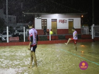 
<a style='margin-left: 5px;' class='btn btn-xs btn-social btn-facebook' href='https://www.facebook.com/sharer/sharer.php?u=https://ko-boladovale.web.getmuller.com.br/imgs/800-800-90/conteudo/fotos/1390/img0037.jpg' rel='popup' data-width='500' data-height='400'><i class='fa fa-facebook'></i>Compartilhar <span class='hidden-xs'>no Facebook</span>
</a> 
<a class='btn btn-default btn-xs' target='_blank' href='imgs/800-800-90/conteudo/fotos/1390/img0037.jpg'>
<span class='glyphicon glyphicon-cloud-download'></span> Salvar
</a> 
<span></span>