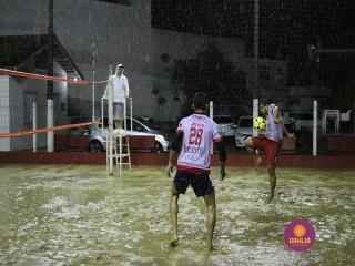 
<a style='margin-left: 5px;' class='btn btn-xs btn-social btn-facebook' href='https://www.facebook.com/sharer/sharer.php?u=https://ko-boladovale.web.getmuller.com.br/imgs/800-800-90/conteudo/fotos/1390/img0039.jpg' rel='popup' data-width='500' data-height='400'><i class='fa fa-facebook'></i>Compartilhar <span class='hidden-xs'>no Facebook</span>
</a> 
<a class='btn btn-default btn-xs' target='_blank' href='imgs/800-800-90/conteudo/fotos/1390/img0039.jpg'>
<span class='glyphicon glyphicon-cloud-download'></span> Salvar
</a> 
<span></span>