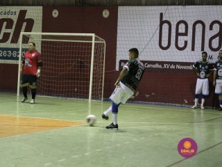 
<a style='margin-left: 5px;' class='btn btn-xs btn-social btn-facebook' href='https://www.facebook.com/sharer/sharer.php?u=https://ko-boladovale.web.getmuller.com.br/imgs/800-800-90/conteudo/fotos/1391/img0252.jpg' rel='popup' data-width='500' data-height='400'><i class='fa fa-facebook'></i>Compartilhar <span class='hidden-xs'>no Facebook</span>
</a> 
<a class='btn btn-default btn-xs' target='_blank' href='imgs/800-800-90/conteudo/fotos/1391/img0252.jpg'>
<span class='glyphicon glyphicon-cloud-download'></span> Salvar
</a> 
<span></span>