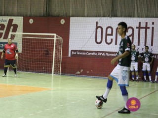 
<a style='margin-left: 5px;' class='btn btn-xs btn-social btn-facebook' href='https://www.facebook.com/sharer/sharer.php?u=https://ko-boladovale.web.getmuller.com.br/imgs/800-800-90/conteudo/fotos/1391/img0253.jpg' rel='popup' data-width='500' data-height='400'><i class='fa fa-facebook'></i>Compartilhar <span class='hidden-xs'>no Facebook</span>
</a> 
<a class='btn btn-default btn-xs' target='_blank' href='imgs/800-800-90/conteudo/fotos/1391/img0253.jpg'>
<span class='glyphicon glyphicon-cloud-download'></span> Salvar
</a> 
<span></span>