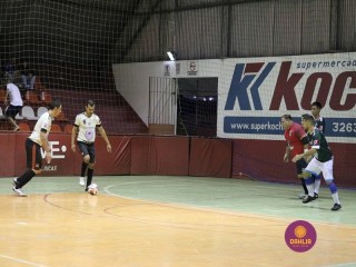 
<a style='margin-left: 5px;' class='btn btn-xs btn-social btn-facebook' href='https://www.facebook.com/sharer/sharer.php?u=https://ko-boladovale.web.getmuller.com.br/imgs/800-800-90/conteudo/fotos/1391/img0255.jpg' rel='popup' data-width='500' data-height='400'><i class='fa fa-facebook'></i>Compartilhar <span class='hidden-xs'>no Facebook</span>
</a> 
<a class='btn btn-default btn-xs' target='_blank' href='imgs/800-800-90/conteudo/fotos/1391/img0255.jpg'>
<span class='glyphicon glyphicon-cloud-download'></span> Salvar
</a> 
<span></span>