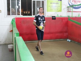 
<a style='margin-left: 5px;' class='btn btn-xs btn-social btn-facebook' href='https://www.facebook.com/sharer/sharer.php?u=https://ko-boladovale.web.getmuller.com.br/imgs/800-800-90/conteudo/fotos/1393/img5193.jpg' rel='popup' data-width='500' data-height='400'><i class='fa fa-facebook'></i>Compartilhar <span class='hidden-xs'>no Facebook</span>
</a> 
<a class='btn btn-default btn-xs' target='_blank' href='imgs/800-800-90/conteudo/fotos/1393/img5193.jpg'>
<span class='glyphicon glyphicon-cloud-download'></span> Salvar
</a> 
<span></span>