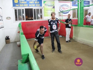 
<a style='margin-left: 5px;' class='btn btn-xs btn-social btn-facebook' href='https://www.facebook.com/sharer/sharer.php?u=https://ko-boladovale.web.getmuller.com.br/imgs/800-800-90/conteudo/fotos/1393/img5195.jpg' rel='popup' data-width='500' data-height='400'><i class='fa fa-facebook'></i>Compartilhar <span class='hidden-xs'>no Facebook</span>
</a> 
<a class='btn btn-default btn-xs' target='_blank' href='imgs/800-800-90/conteudo/fotos/1393/img5195.jpg'>
<span class='glyphicon glyphicon-cloud-download'></span> Salvar
</a> 
<span></span>