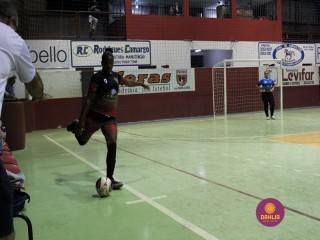 
<a style='margin-left: 5px;' class='btn btn-xs btn-social btn-facebook' href='https://www.facebook.com/sharer/sharer.php?u=https://ko-boladovale.web.getmuller.com.br/imgs/800-800-90/conteudo/fotos/1398/img5447.jpg' rel='popup' data-width='500' data-height='400'><i class='fa fa-facebook'></i>Compartilhar <span class='hidden-xs'>no Facebook</span>
</a> 
<a class='btn btn-default btn-xs' target='_blank' href='imgs/800-800-90/conteudo/fotos/1398/img5447.jpg'>
<span class='glyphicon glyphicon-cloud-download'></span> Salvar
</a> 
<span></span>