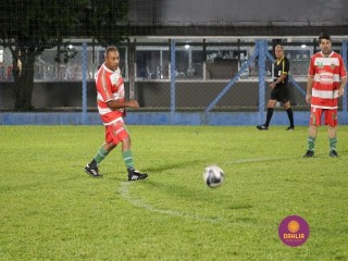 
<a style='margin-left: 5px;' class='btn btn-xs btn-social btn-facebook' href='https://www.facebook.com/sharer/sharer.php?u=https://ko-boladovale.web.getmuller.com.br/imgs/800-800-90/conteudo/fotos/1401/img0984.jpg' rel='popup' data-width='500' data-height='400'><i class='fa fa-facebook'></i>Compartilhar <span class='hidden-xs'>no Facebook</span>
</a> 
<a class='btn btn-default btn-xs' target='_blank' href='imgs/800-800-90/conteudo/fotos/1401/img0984.jpg'>
<span class='glyphicon glyphicon-cloud-download'></span> Salvar
</a> 
<span></span>