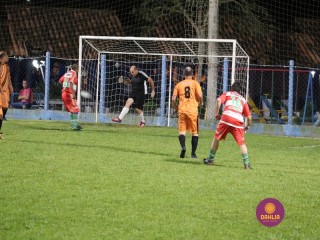 
<a style='margin-left: 5px;' class='btn btn-xs btn-social btn-facebook' href='https://www.facebook.com/sharer/sharer.php?u=https://ko-boladovale.web.getmuller.com.br/imgs/800-800-90/conteudo/fotos/1401/img1011.jpg' rel='popup' data-width='500' data-height='400'><i class='fa fa-facebook'></i>Compartilhar <span class='hidden-xs'>no Facebook</span>
</a> 
<a class='btn btn-default btn-xs' target='_blank' href='imgs/800-800-90/conteudo/fotos/1401/img1011.jpg'>
<span class='glyphicon glyphicon-cloud-download'></span> Salvar
</a> 
<span></span>