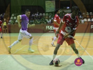 
<a style='margin-left: 5px;' class='btn btn-xs btn-social btn-facebook' href='https://www.facebook.com/sharer/sharer.php?u=https://ko-boladovale.web.getmuller.com.br/imgs/800-800-90/conteudo/fotos/1402/img1316.jpg' rel='popup' data-width='500' data-height='400'><i class='fa fa-facebook'></i>Compartilhar <span class='hidden-xs'>no Facebook</span>
</a> 
<a class='btn btn-default btn-xs' target='_blank' href='imgs/800-800-90/conteudo/fotos/1402/img1316.jpg'>
<span class='glyphicon glyphicon-cloud-download'></span> Salvar
</a> 
<span></span>