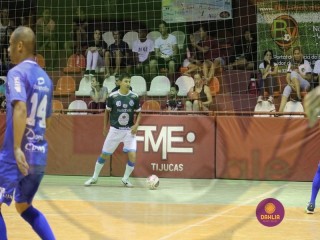 
<a style='margin-left: 5px;' class='btn btn-xs btn-social btn-facebook' href='https://www.facebook.com/sharer/sharer.php?u=https://ko-boladovale.web.getmuller.com.br/imgs/800-800-90/conteudo/fotos/1408/img2075.jpg' rel='popup' data-width='500' data-height='400'><i class='fa fa-facebook'></i>Compartilhar <span class='hidden-xs'>no Facebook</span>
</a> 
<a class='btn btn-default btn-xs' target='_blank' href='imgs/800-800-90/conteudo/fotos/1408/img2075.jpg'>
<span class='glyphicon glyphicon-cloud-download'></span> Salvar
</a> 
<span></span>