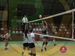 
<a style='margin-left: 5px;' class='btn btn-xs btn-social btn-facebook' href='https://www.facebook.com/sharer/sharer.php?u=https://ko-boladovale.web.getmuller.com.br/imgs/800-800-90/conteudo/fotos/1411/img5780.jpg' rel='popup' data-width='500' data-height='400'><i class='fa fa-facebook'></i>Compartilhar <span class='hidden-xs'>no Facebook</span>
</a> 
<a class='btn btn-default btn-xs' target='_blank' href='imgs/800-800-90/conteudo/fotos/1411/img5780.jpg'>
<span class='glyphicon glyphicon-cloud-download'></span> Salvar
</a> 
<span></span>