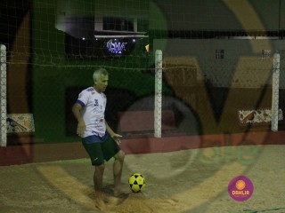 
<a style='margin-left: 5px;' class='btn btn-xs btn-social btn-facebook' href='https://www.facebook.com/sharer/sharer.php?u=https://ko-boladovale.web.getmuller.com.br/imgs/800-800-90/conteudo/fotos/1412/img5831.jpg' rel='popup' data-width='500' data-height='400'><i class='fa fa-facebook'></i>Compartilhar <span class='hidden-xs'>no Facebook</span>
</a> 
<a class='btn btn-default btn-xs' target='_blank' href='imgs/800-800-90/conteudo/fotos/1412/img5831.jpg'>
<span class='glyphicon glyphicon-cloud-download'></span> Salvar
</a> 
<span></span>