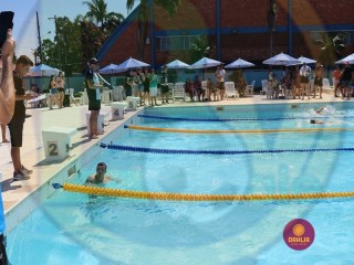 
<a style='margin-left: 5px;' class='btn btn-xs btn-social btn-facebook' href='https://www.facebook.com/sharer/sharer.php?u=https://ko-boladovale.web.getmuller.com.br/imgs/800-800-90/conteudo/fotos/1415/img2814.jpg' rel='popup' data-width='500' data-height='400'><i class='fa fa-facebook'></i>Compartilhar <span class='hidden-xs'>no Facebook</span>
</a> 
<a class='btn btn-default btn-xs' target='_blank' href='imgs/800-800-90/conteudo/fotos/1415/img2814.jpg'>
<span class='glyphicon glyphicon-cloud-download'></span> Salvar
</a> 
<span></span>