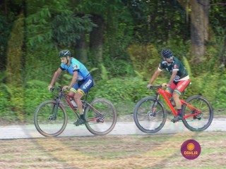 
<a style='margin-left: 5px;' class='btn btn-xs btn-social btn-facebook' href='https://www.facebook.com/sharer/sharer.php?u=https://ko-boladovale.web.getmuller.com.br/imgs/800-800-90/conteudo/fotos/1419/dsc01612.jpg' rel='popup' data-width='500' data-height='400'><i class='fa fa-facebook'></i>Compartilhar <span class='hidden-xs'>no Facebook</span>
</a> 
<a class='btn btn-default btn-xs' target='_blank' href='imgs/800-800-90/conteudo/fotos/1419/dsc01612.jpg'>
<span class='glyphicon glyphicon-cloud-download'></span> Salvar
</a> 
<span></span>